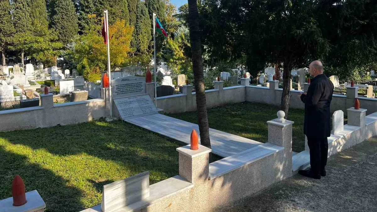 Soylu’dan Cumhuriyet’in 101. yıl dönümünde Nuri Killigil Paşa’nın mezarına ziyaret