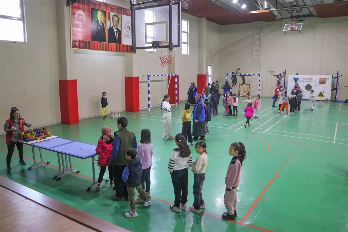 Diyarbakır’da çocuklar sıfır atık bilinciyle oyun materyalleri yapıyor