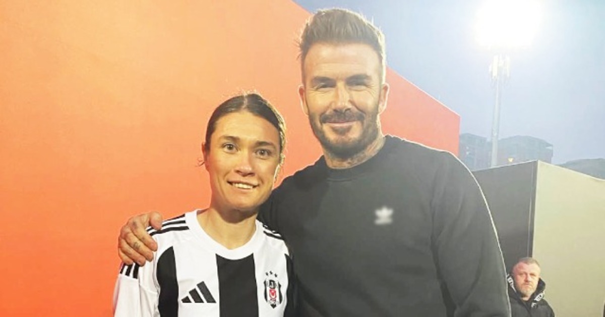 David Beckham ile oğlu Romeo Beckham İstanbul’da