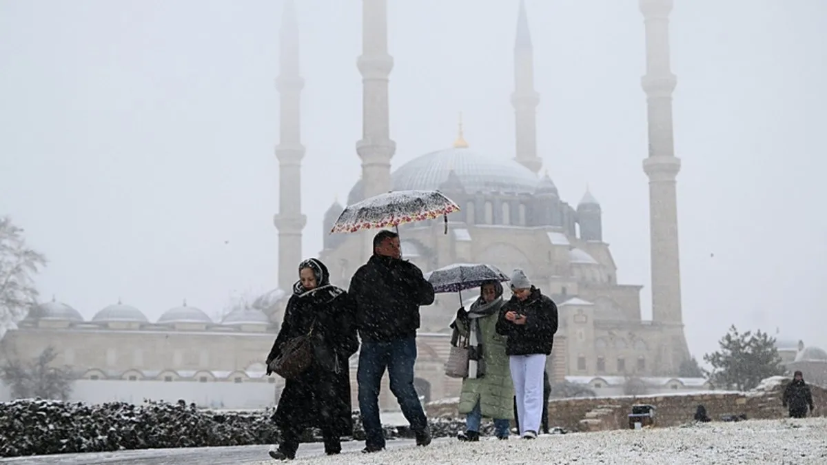 SON DAKİKA | Meteoroloji’den Ankara ve İstanbul için kar uyarısı! Hava buz kesecek, donacağız: 1 hafta sürecek