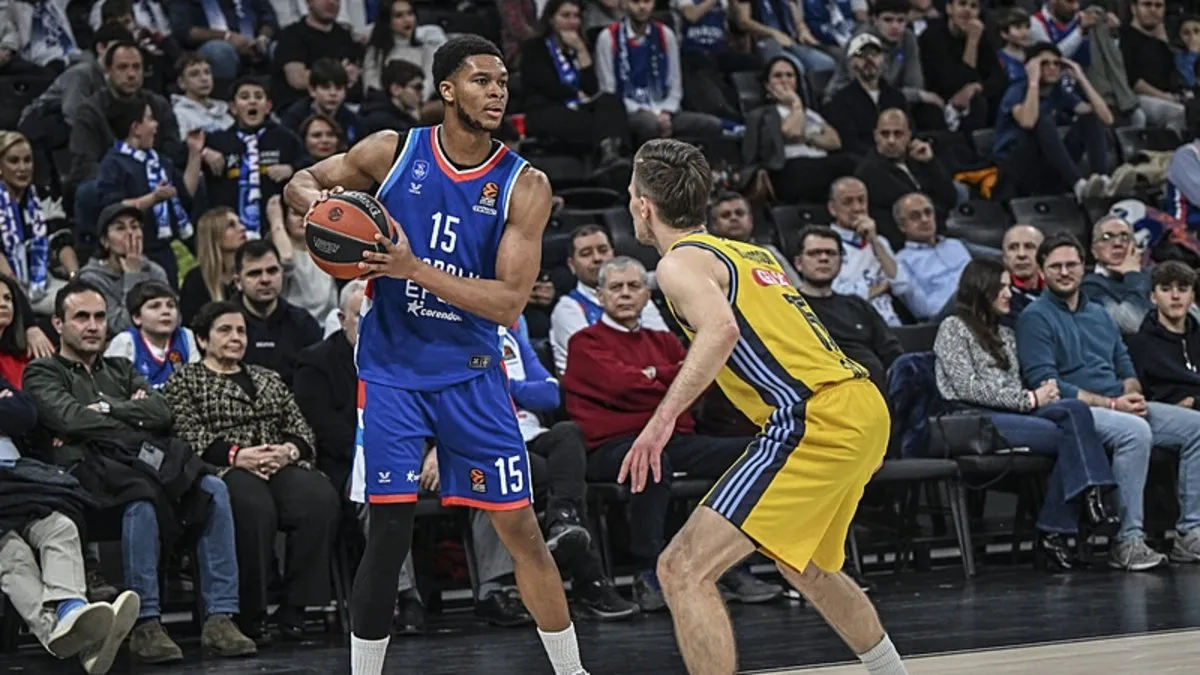 Anadolu Efes’ten farklı galibiyet!