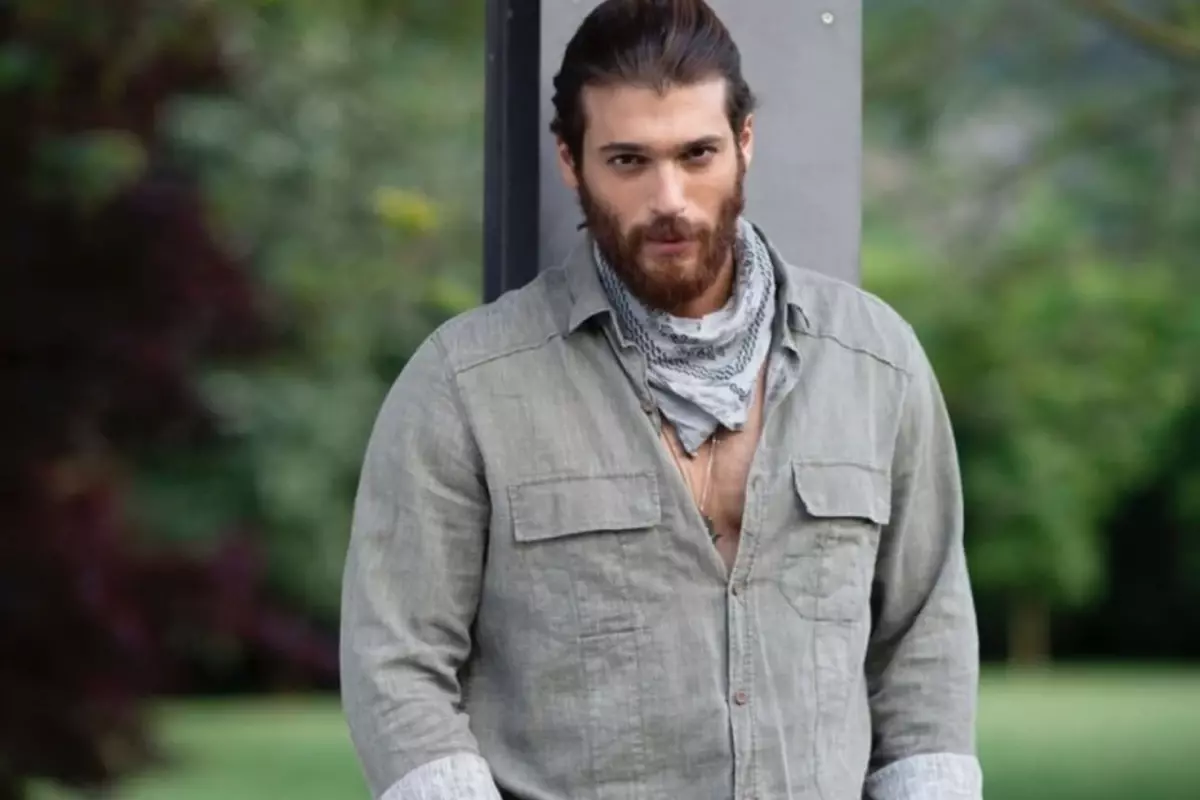 Can Yaman’ın ”İtalya mı, Türkiye mi?” yanıtı sosyal medyada gündem oldu!