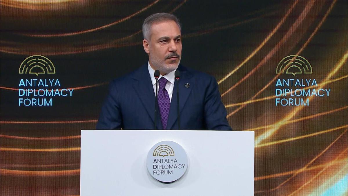 SON DAKİKA HABERİ… 4’üncü Antalya Diplomasi Forumu: Dışişleri Bakanı Hakan Fidan açılış konuşmasını yapıyor